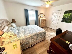 818 SW 8th Pl in Cape Coral, FL - Building Photo - Building Photo