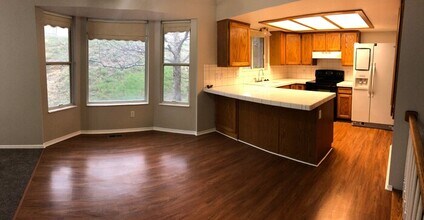 11810 Hidden Valley Rd in Sandy, UT - Building Photo - Building Photo