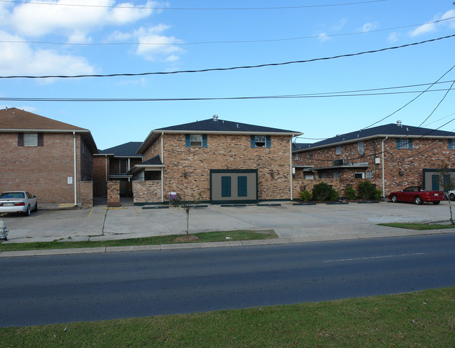 231 W Esplanade Ave N in Metairie, LA - Building Photo - Building Photo