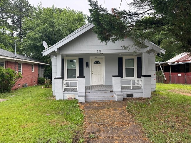 property at 321 S Tillery St