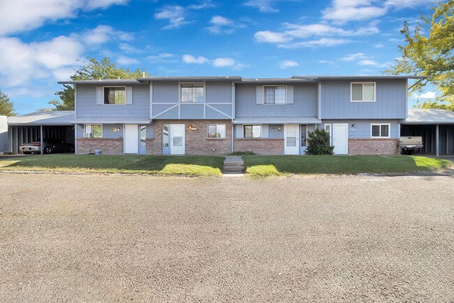 2721 Patterson Rd in Grand Junction, CO - Building Photo - Building Photo