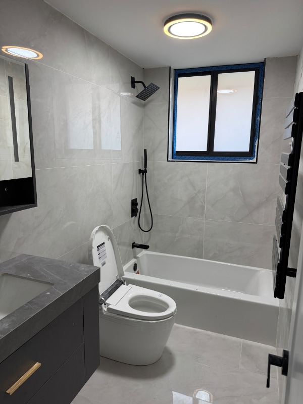 7330 NW 35th Ct in Lauderhill, FL - Building Photo - Building Photo