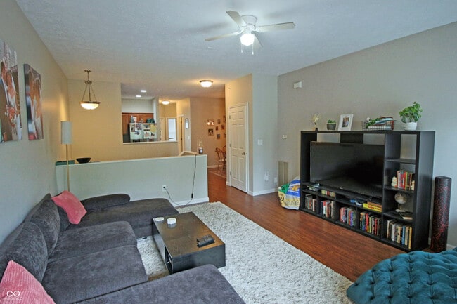 6593 Reserve Dr in Indianapolis, IN - Building Photo - Building Photo