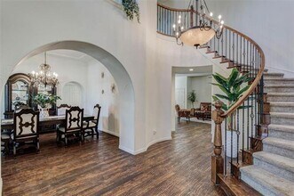 9823 Carriage Hill Ln in Frisco, TX - Foto de edificio - Building Photo