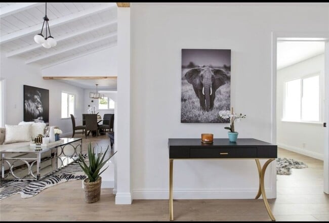 6482 Greeley St in Tujunga, CA - Building Photo - Building Photo