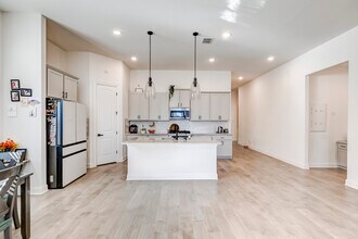 2824 Stone Branch Dr in Leander, TX - Building Photo - Building Photo