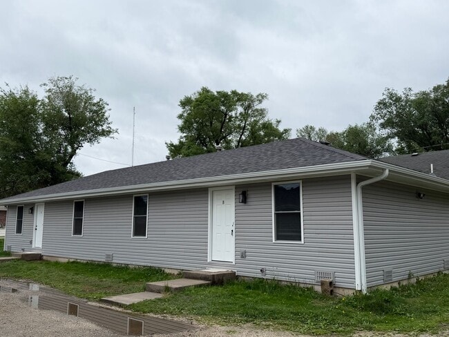 property at 1649 N Patterson Ave