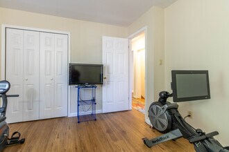26 Firetown Rd in Simsbury, CT - Building Photo - Building Photo