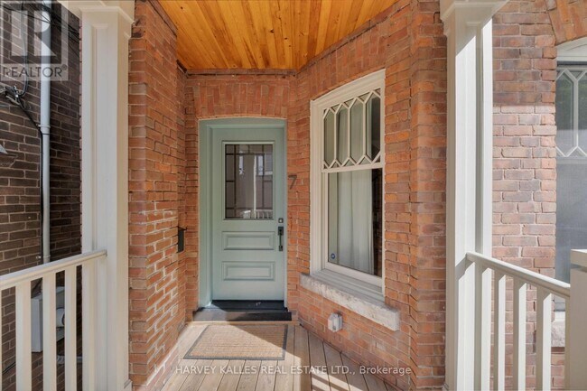 7 Edgedale Rd in Toronto, ON - Building Photo - Building Photo