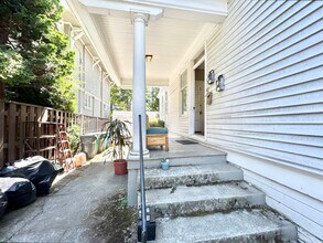 1428 SE Madison St in Portland, OR - Building Photo - Building Photo