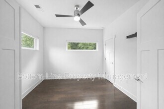 118 W Poindexter Dr in Charlotte, NC - Building Photo - Building Photo