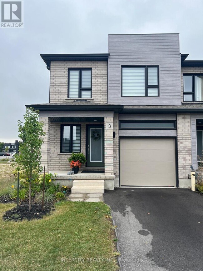 property at 3 Roper Pl