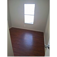 2367 Parrott Dr in Florence, SC - Building Photo - Building Photo