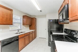 1770 Oak St in DeLand, FL - Building Photo - Building Photo