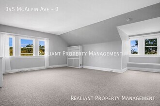 345 McAlpin Ave in Cincinnati, OH - Building Photo - Building Photo