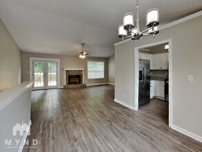 425 Willow Ln in Temple, GA - Building Photo - Building Photo