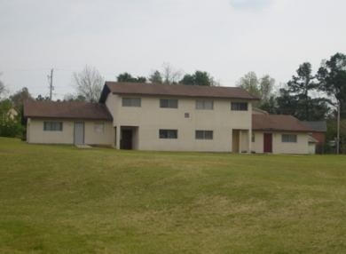 Lakeview Apartments in St Matthews, SC - Building Photo - Building Photo