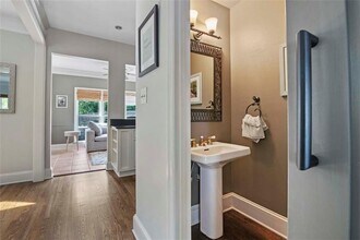 1213 Club Walk Dr NE in Atlanta, GA - Building Photo - Building Photo