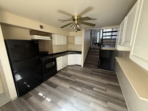 9010 N 95th St in Milwaukee, WI - Building Photo - Building Photo