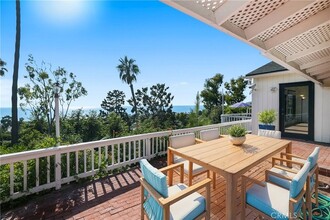 1177 Temple Hills Dr, Unit 1033 in Laguna Beach, CA - Building Photo - Building Photo