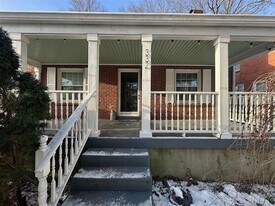 332 E Esplanade Ave in Louisville, KY - Building Photo