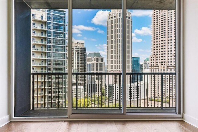 property at 1080 Peachtree St NE