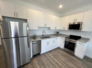 Centre at Abacoa in Jupiter, FL - Building Photo - Building Photo