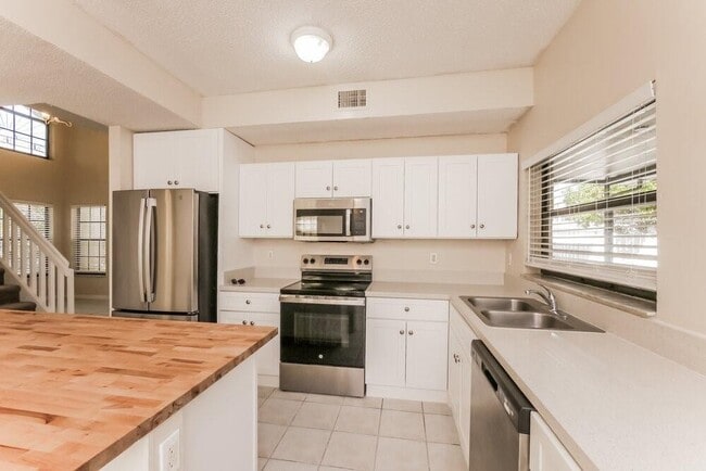 3451 NW 112th Way in Coral Springs, FL - Building Photo - Building Photo