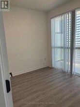 8 Interchange Wy in Vaughan, ON - Building Photo - Building Photo