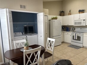 9639 Hemingway Ln in Ft. Myers, FL - Building Photo - Building Photo