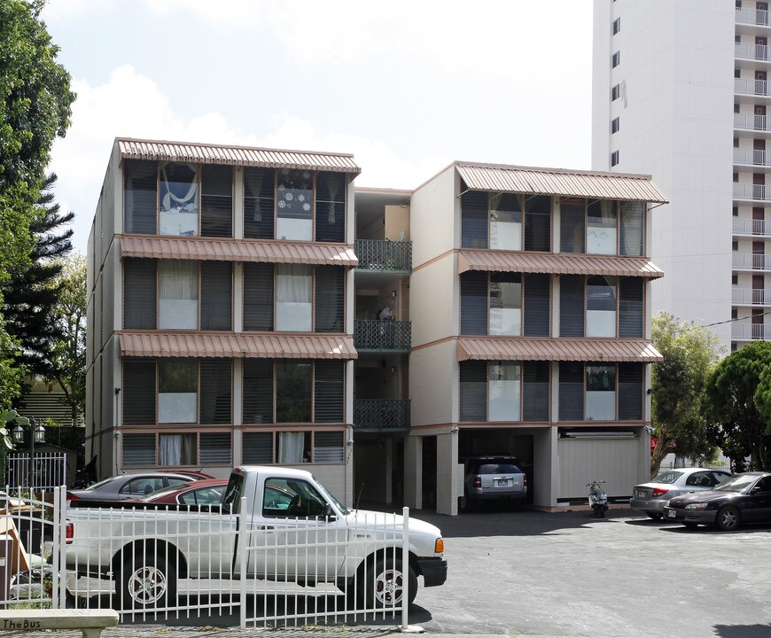 1801 Keeaumoku St in Honolulu, HI - Foto de edificio