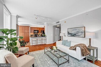 631 D St NW, Unit 533 in Washington, DC - Building Photo - Building Photo