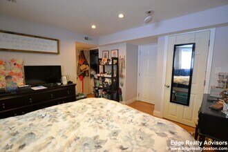 45 Nottinghill Rd, Unit 2 in Boston, MA - Building Photo - Building Photo
