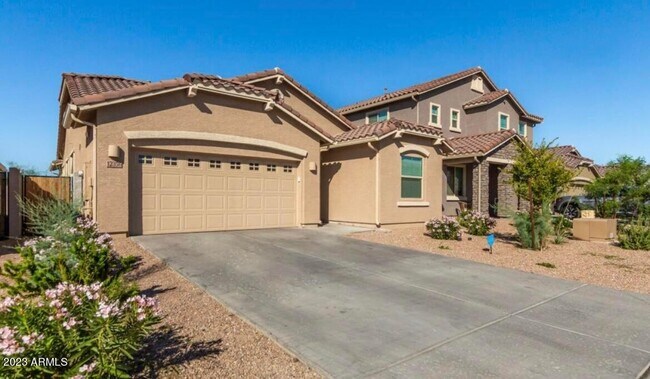 12356 W Orangewood Ave in Glendale, AZ - Building Photo - Building Photo