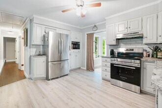 190 Shenandoah Rd in Hopewell Junction, NY - Building Photo - Building Photo