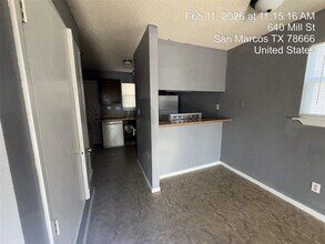 640 Mill St in San Marcos, TX - Building Photo - Building Photo