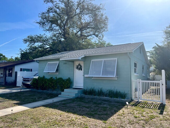 3701 17th St N in St. Petersburg, FL - Building Photo - Building Photo