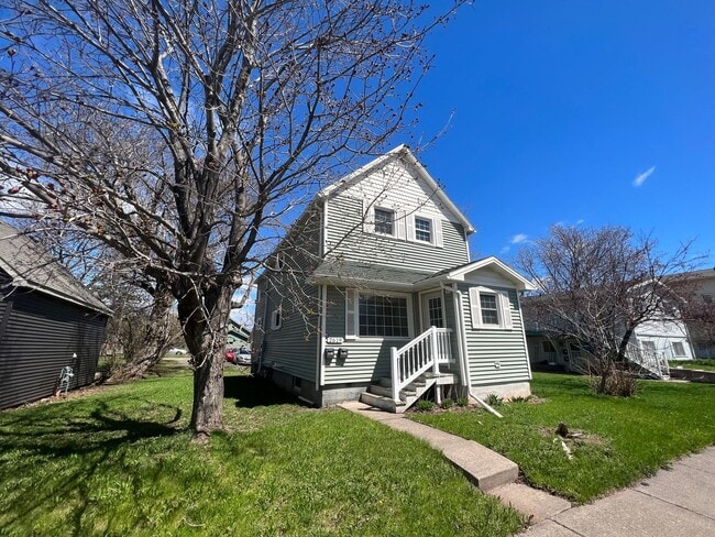 2619 N 21st St in Superior, WI - Building Photo - Building Photo