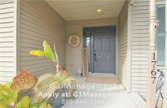 1767 Hickory Hills Blvd in Howell, MI - Building Photo - Building Photo