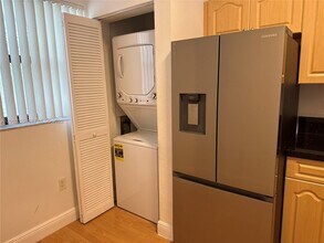 9979 Nob Hill Ln in Sunrise, FL - Building Photo - Building Photo