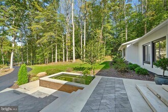 7511 Willowbrook Rd in Fairfax Station, VA - Building Photo - Building Photo