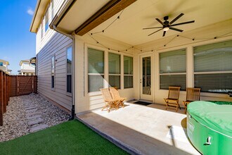 1711 Arcilla St in Austin, TX - Building Photo - Building Photo