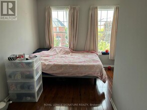 11 Exchequer Pl in Toronto, ON - Building Photo - Building Photo