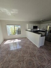 5650 Ruby Creek Dr in Las Vegas, NV - Building Photo - Building Photo