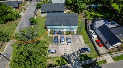 301 S Guthrie Ave in Durham, NC - Building Photo - Building Photo
