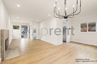 121 S 37th St in Richmond, CA - Foto de edificio - Building Photo