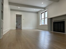 3841 N Lawndale Ave in Chicago, IL - Building Photo