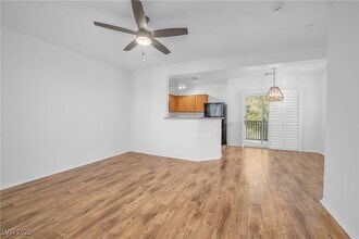 6655 Caporetto Ln in North Las Vegas, NV - Building Photo - Building Photo