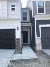 13413 Dewpoint Ln in Fishers, IN - Building Photo - Building Photo