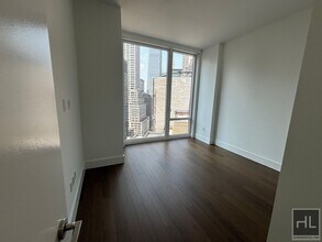 East 44th Street in New York, NY - Building Photo - Building Photo